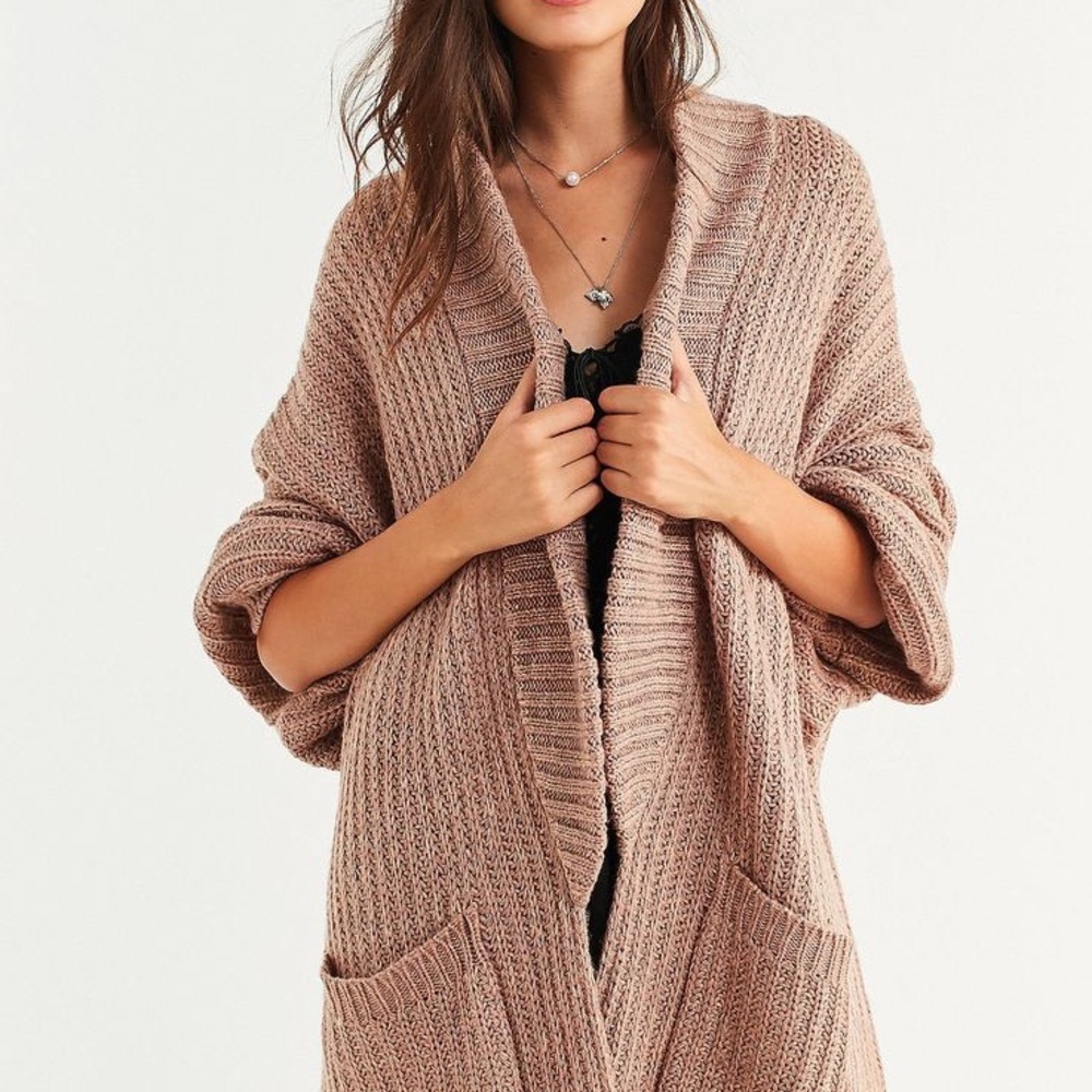 BDG Jesse Oversized Cardigan S in Rose